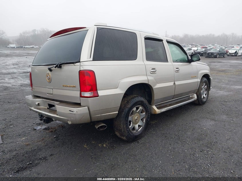2004 Cadillac Escalade Standard