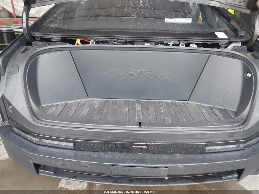 2025 Tesla Cybertruck All-Wheel Drive VIN: 7G2CEHED1SA081551 Lot: 44460930