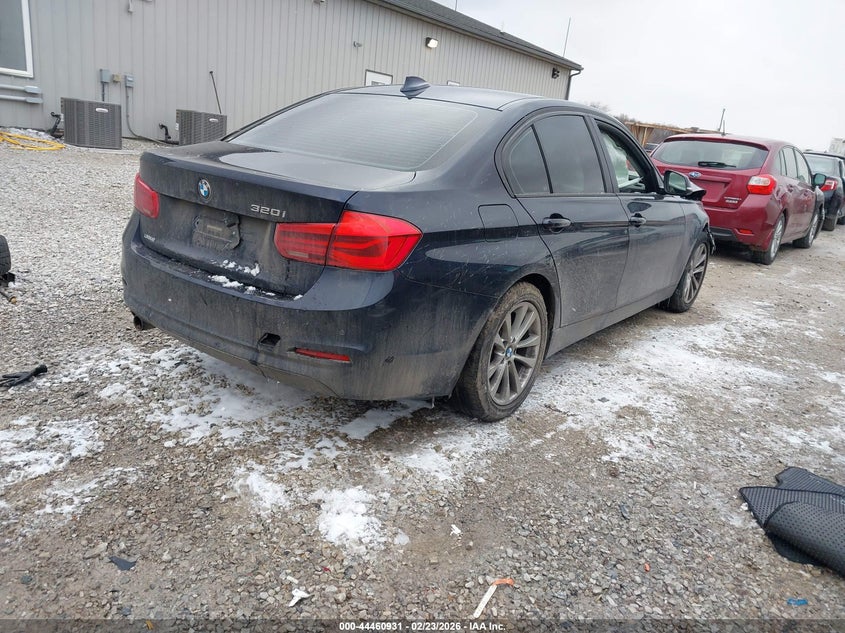 Vin: wba8e1g53gnu12287, lot: 44957598, bmw 320i 20164