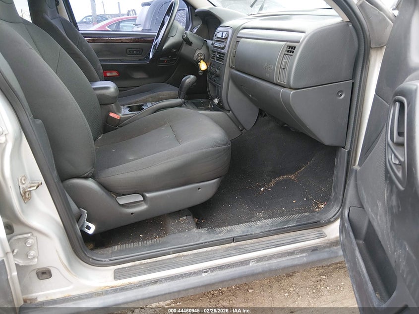 2004 Jeep Grand Cherokee Laredo