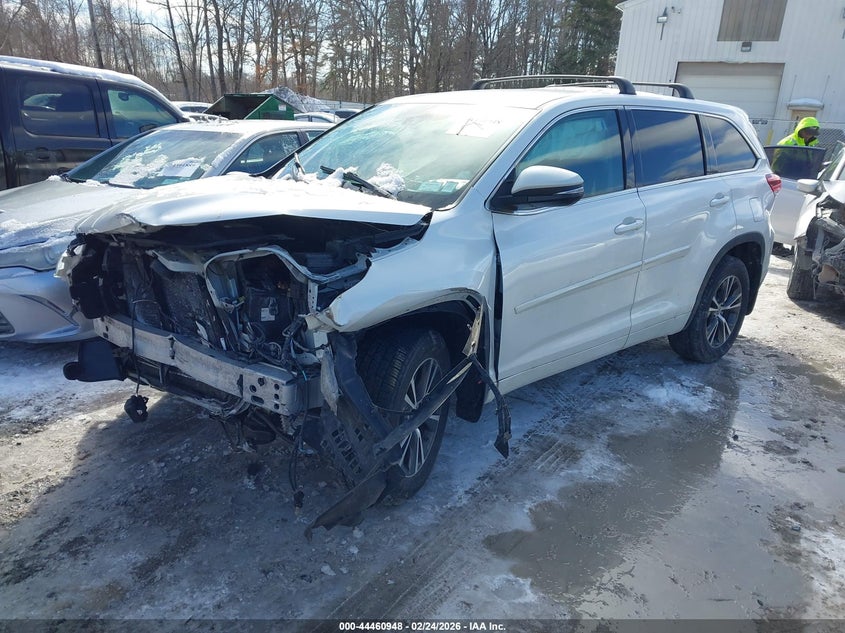 2017 Toyota Highlander Le Plus