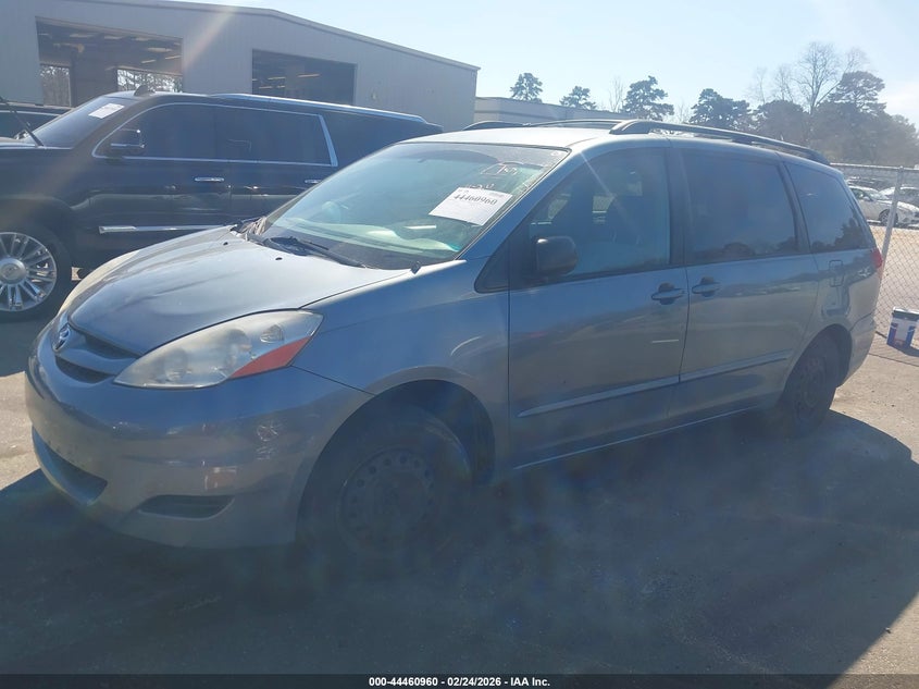 2006 Toyota Sienna Le