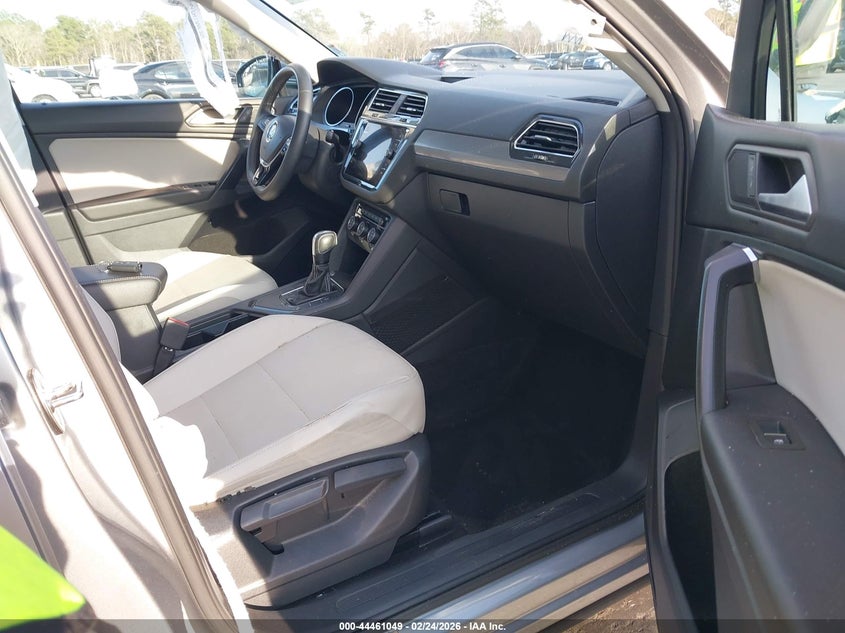 2021 Volkswagen Tiguan 2.0T Se/2.0T Se R-Line Black/2.0T Sel