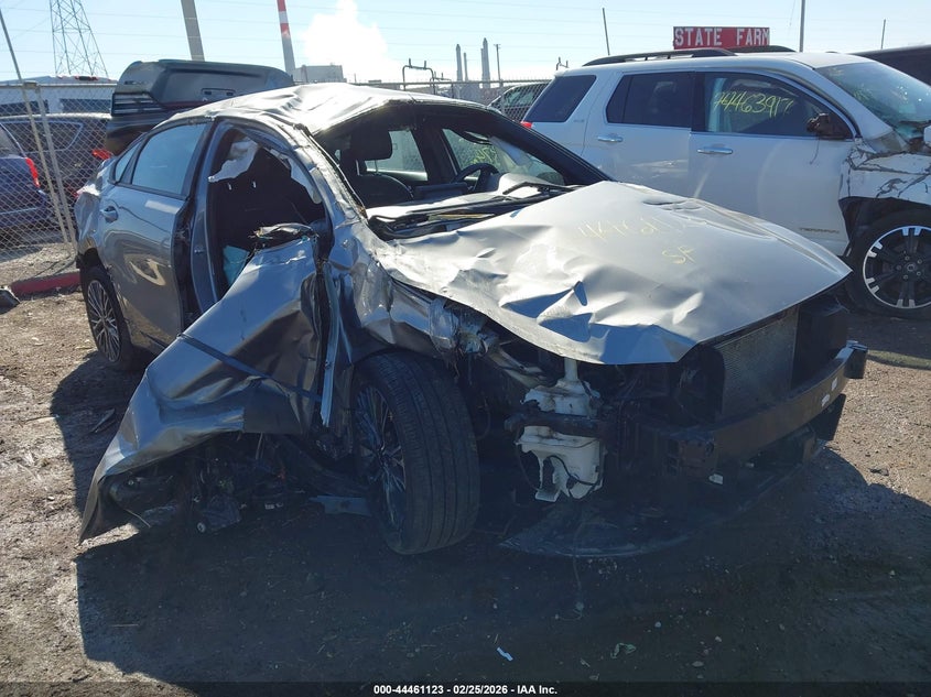 VIN 3KPF54ADXPE583828 2023 KIA FORTE GT-LINE