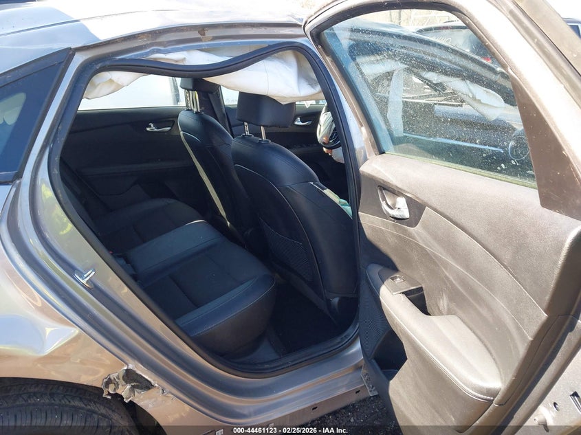 VIN 3KPF54ADXPE583828 2023 KIA FORTE GT-LINE