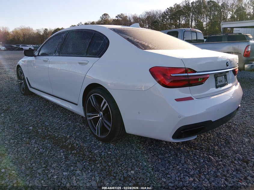 2016 BMW 740I