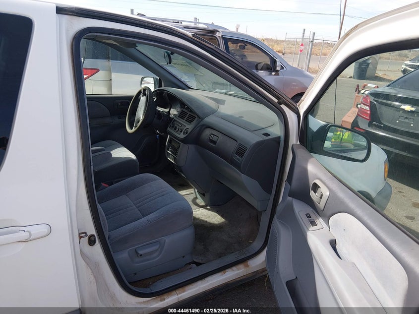 2001 Toyota Sienna Ce