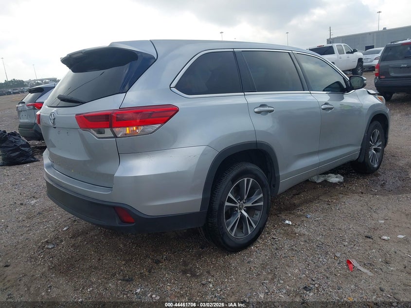 2018 Toyota Highlander Le
