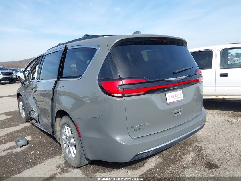 2022 CHRYSLER PACIFICA auction photo 3