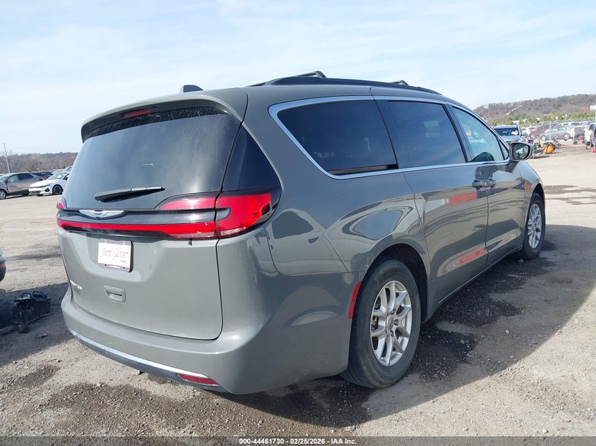 2022 CHRYSLER PACIFICA auction photo 4