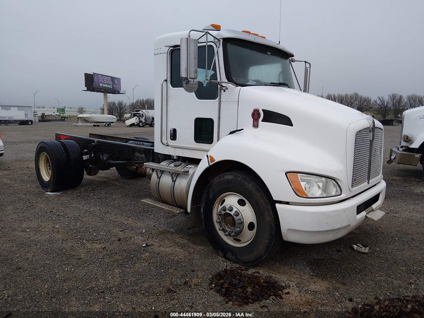 2019 KENWORTH T3 SERIES