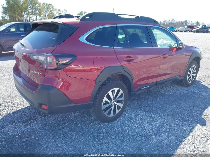 2024 Subaru Outback - view 4