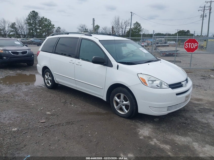 2004 Toyota Sienna Le