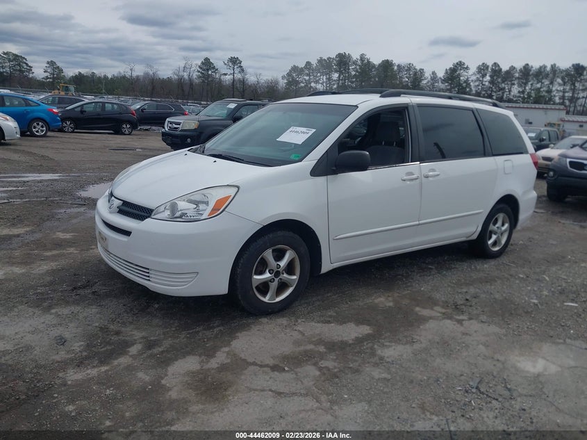 2004 Toyota Sienna Le