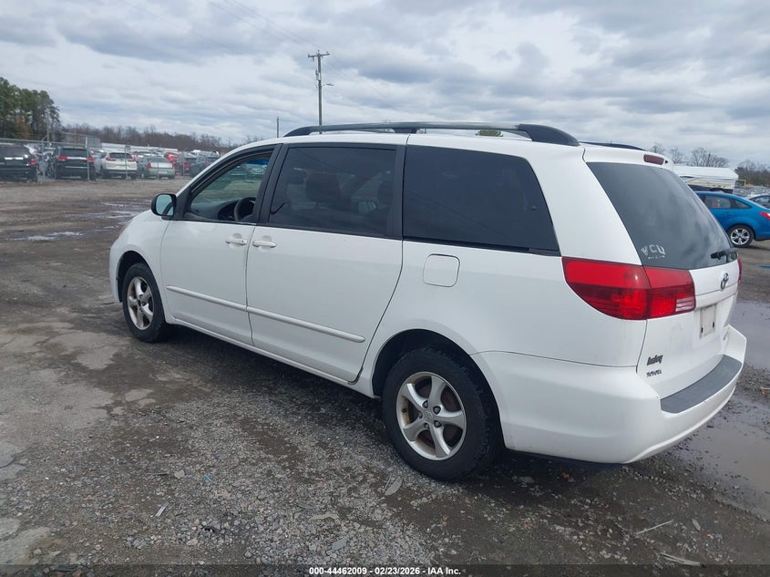 2004 Toyota Sienna Le