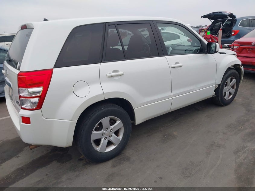 2013 Suzuki Grand Vitara Premium