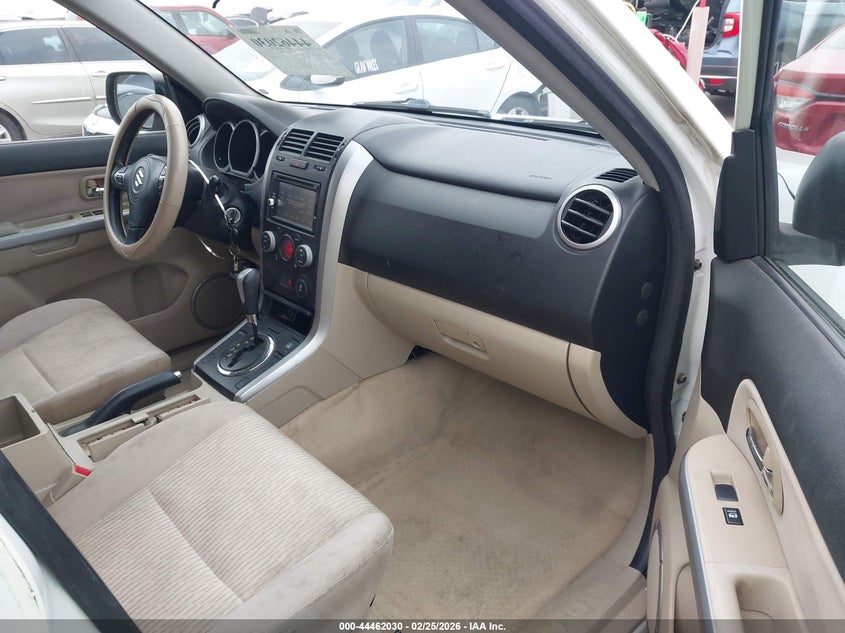 2013 Suzuki Grand Vitara Premium