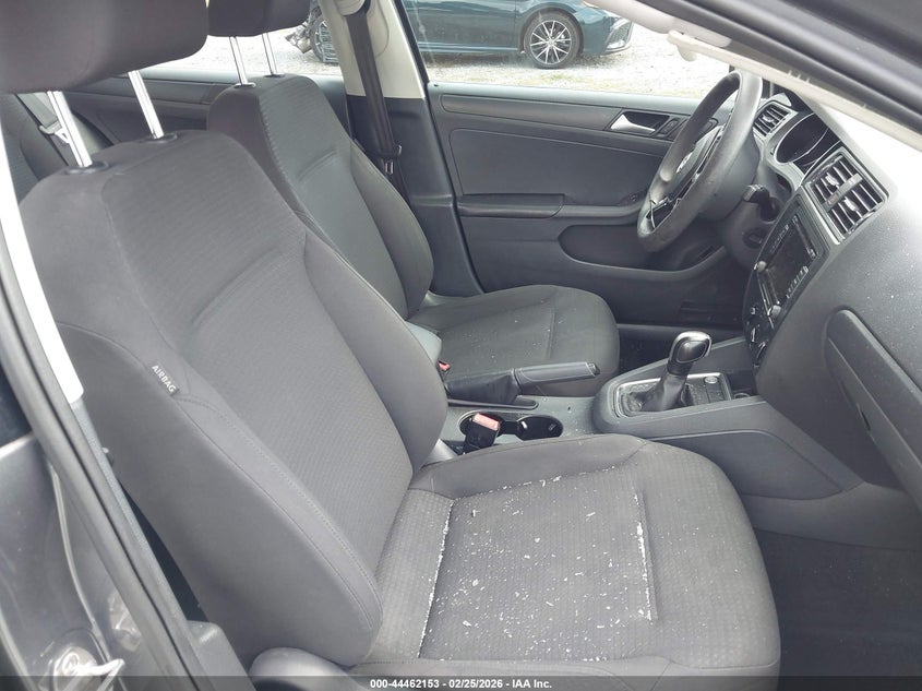 2015 Volkswagen Jetta 2.0L S