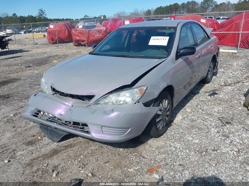 2005 Toyota Camry Le