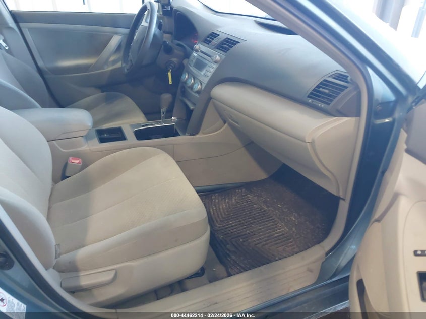 2009 Toyota Camry Le