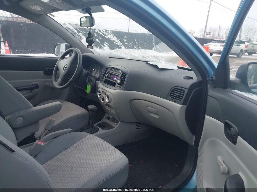 2010 Hyundai Accent Gs