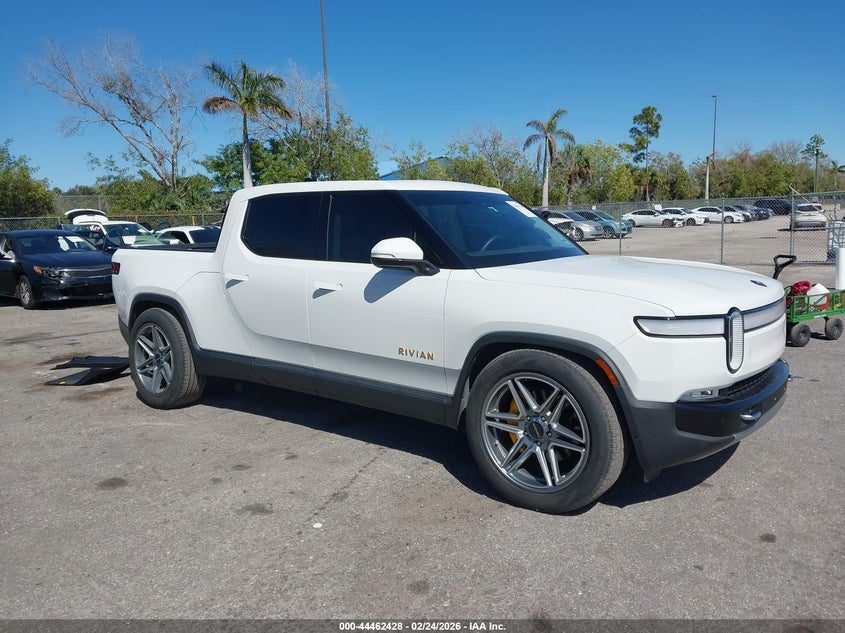 2023 Rivian R1T Adventure Quad-Motor Large Pack