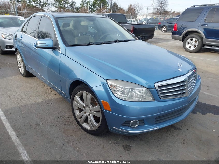 2011 Mercedes-Benz C 300 Luxury 4Matic/Sport 4Matic