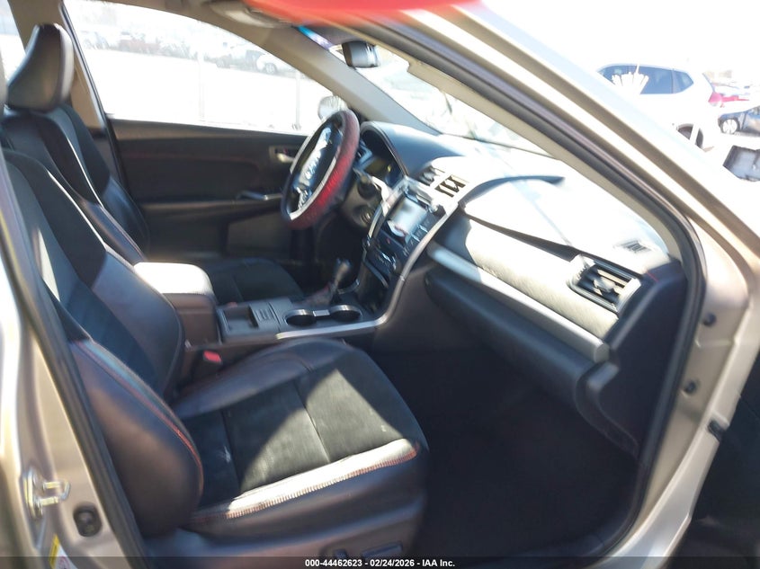 2015 Toyota Camry Xse