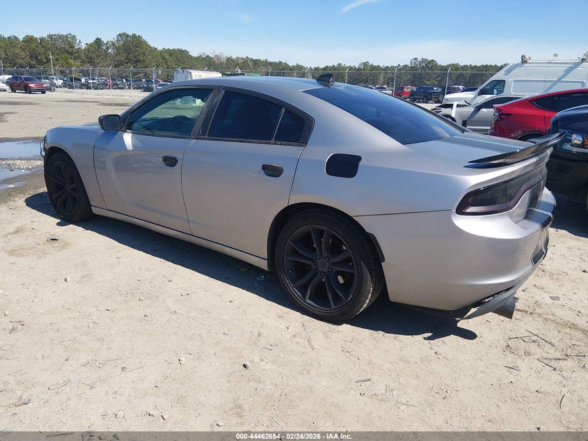 2015 Dodge Charger Sxt