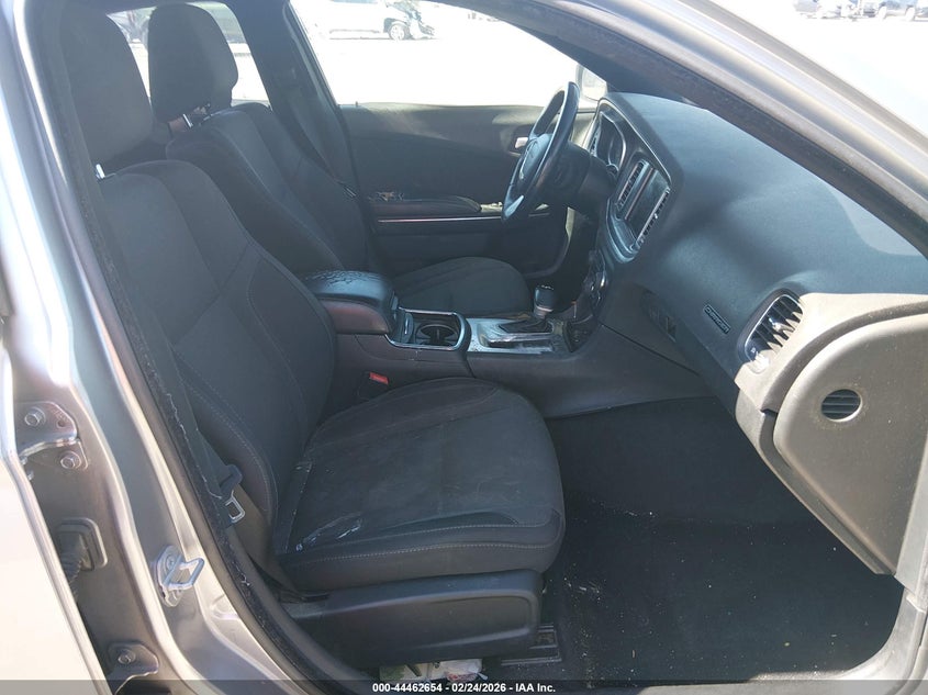 2015 Dodge Charger Sxt