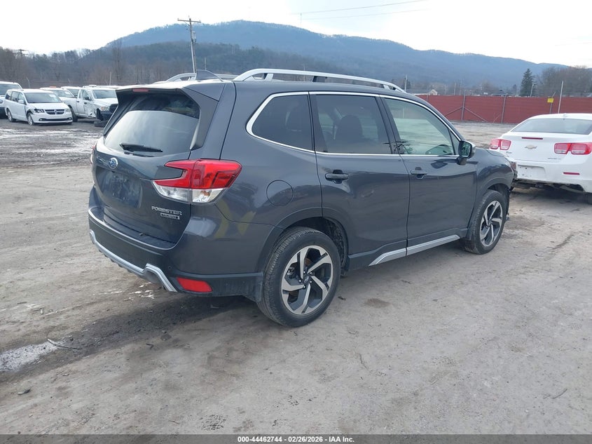 2022 Subaru Forester Touring