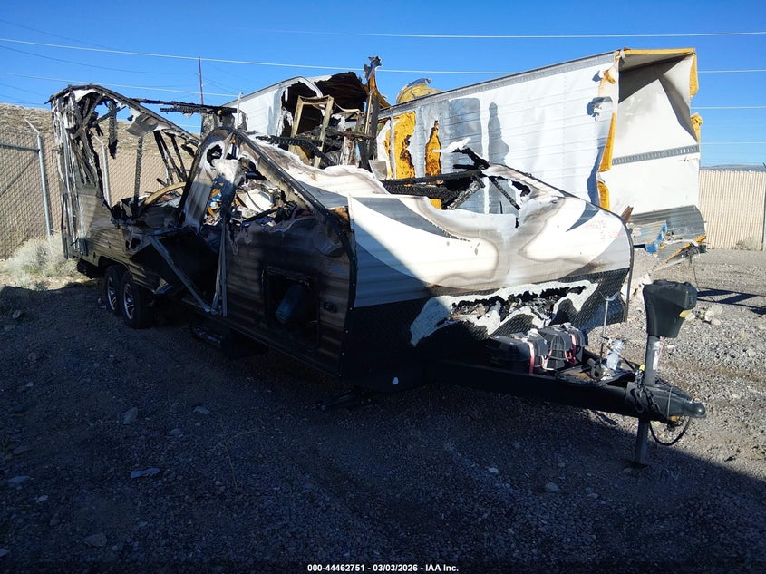 2015 AVENGER TRAVEL TRAILER