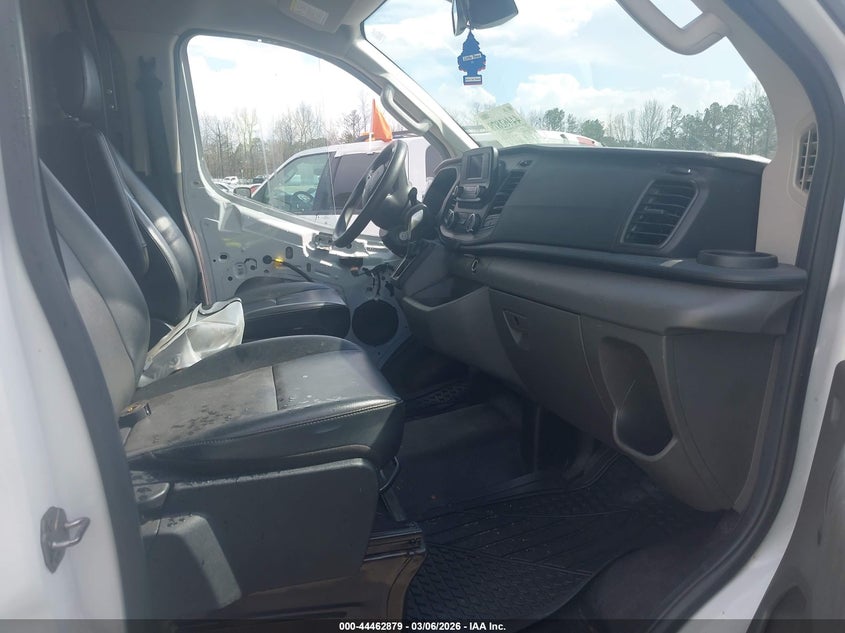 2021 Ford Transit-250