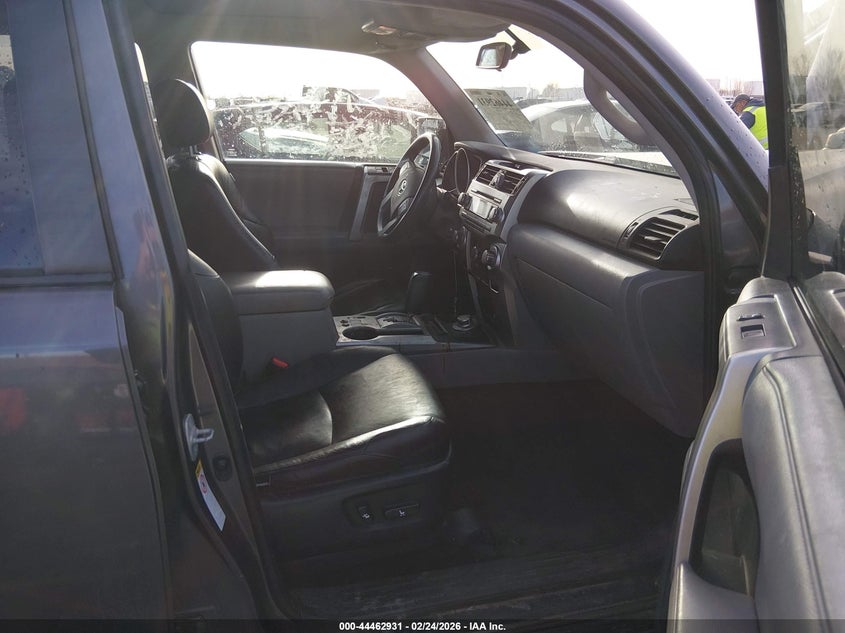 2013 Toyota 4Runner Sr5