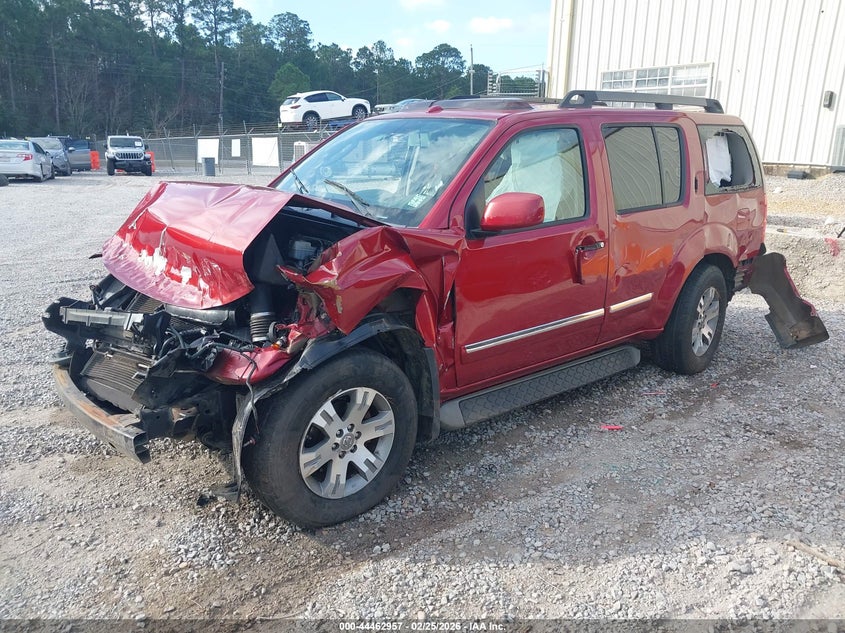 2012 Nissan Pathfinder Silver