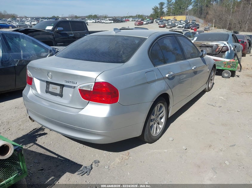 2006 BMW 325I