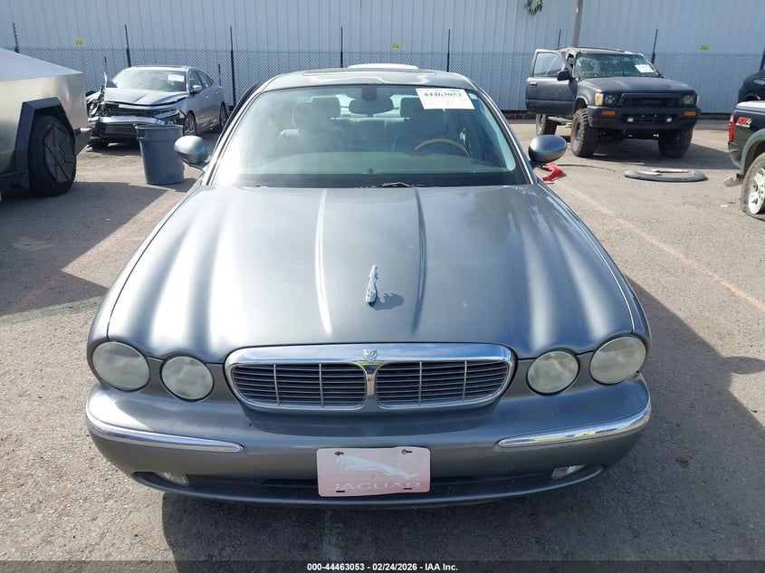 2005 Jaguar Xj Xj8 L VIN: SAJWA79C05SG38942 Lot: 44463053