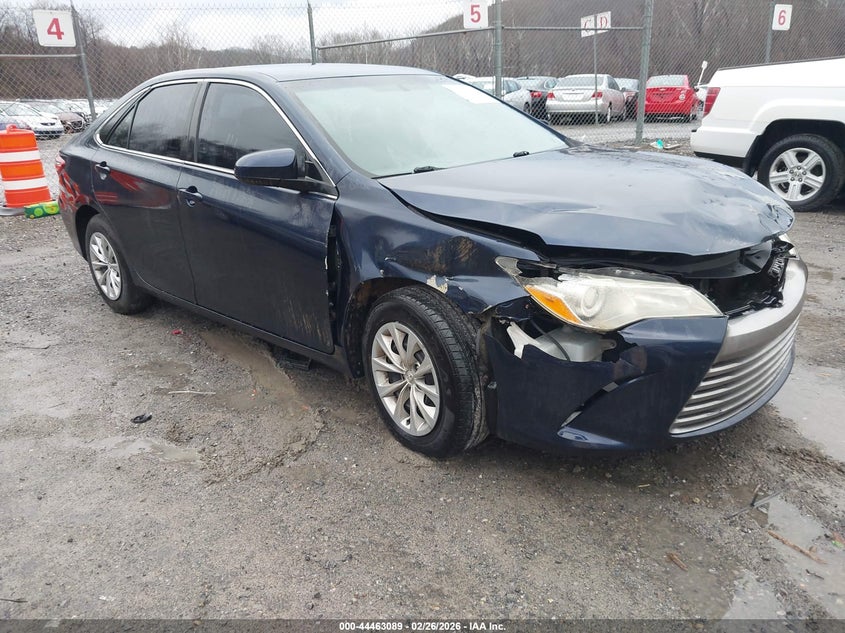 2016 Toyota Camry Le