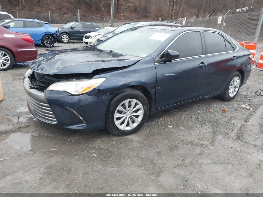 2016 Toyota Camry Le