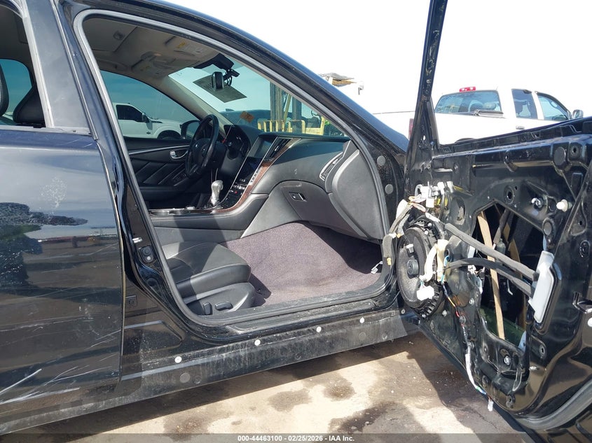 2016 Infiniti Q50 Hybrid