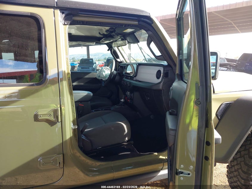 2025 Jeep Wrangler 4-Door Willys 4X4