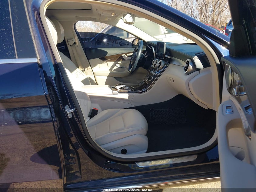 2015 Mercedes-Benz C 300 Luxury 4Matic