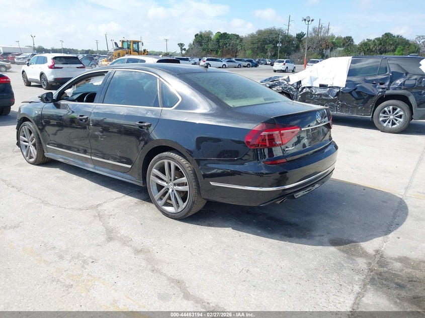 2017 Volkswagen Passat 1.8T R-Line
