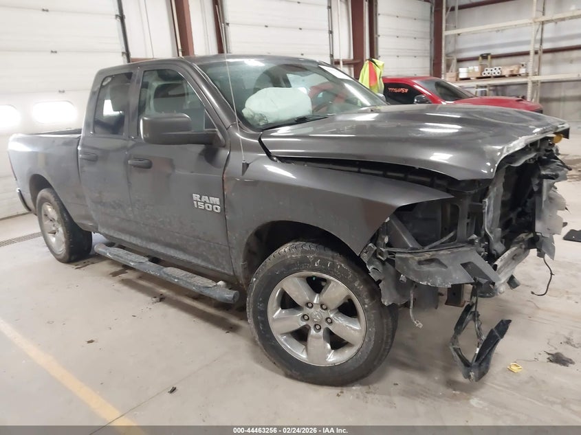 2018 Ram 1500 Express 4X4 6'4 Box