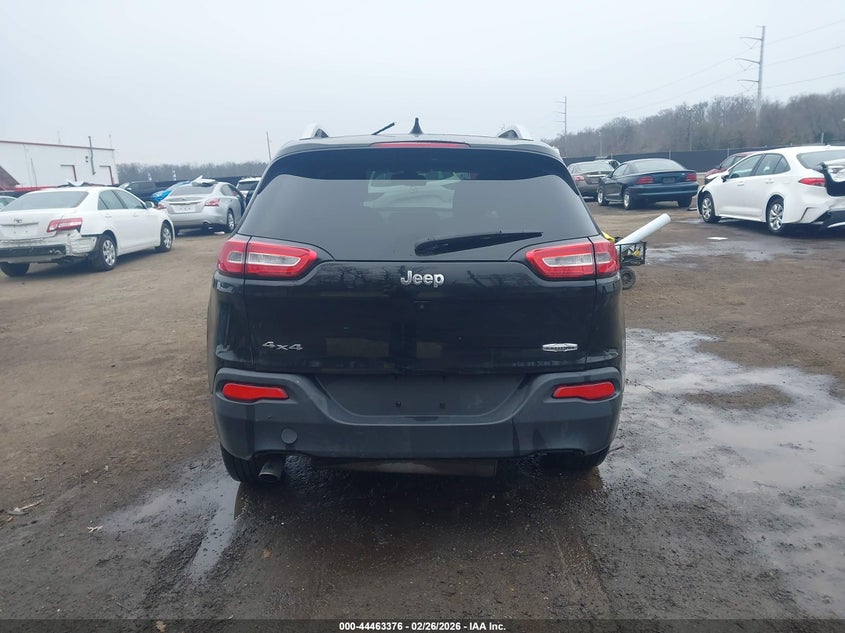 2017 Jeep Cherokee 2.4 Latitude 4X4 black Lot 111044463376 Vin 1C4PJMCB6HW546388
