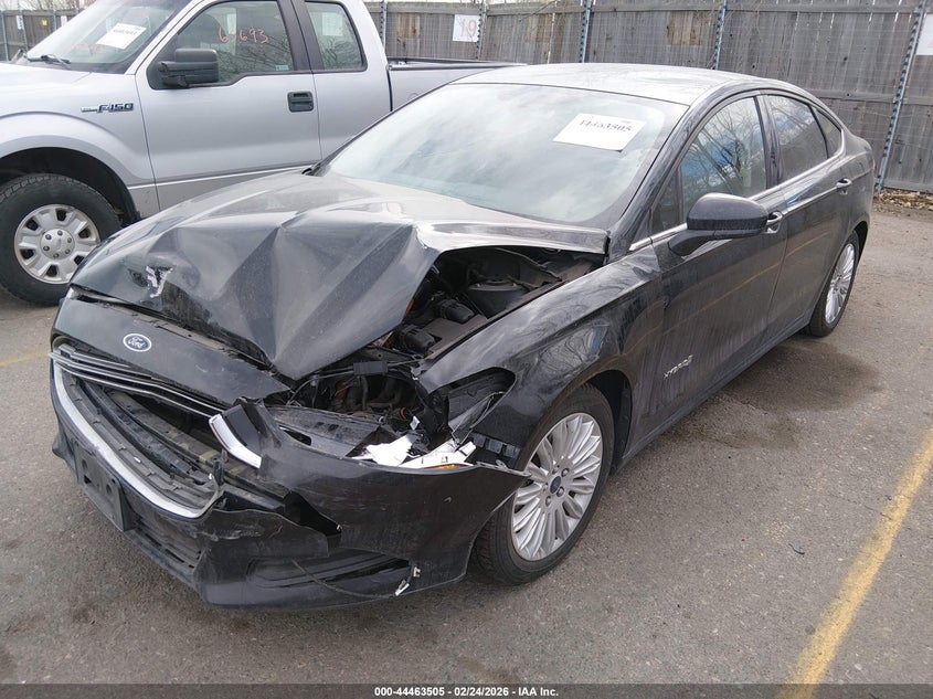 2015 Ford Fusion Hybrid S