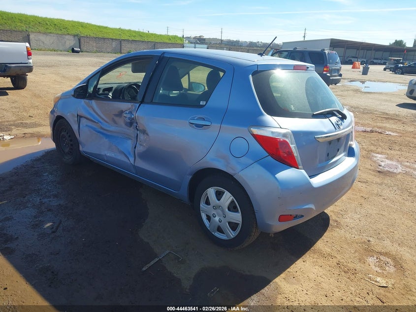 2013 Toyota Yaris Le
