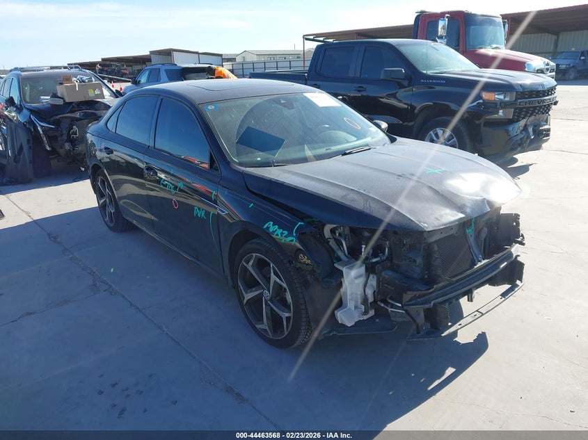 2020 Volkswagen Passat 2.0T R-Line