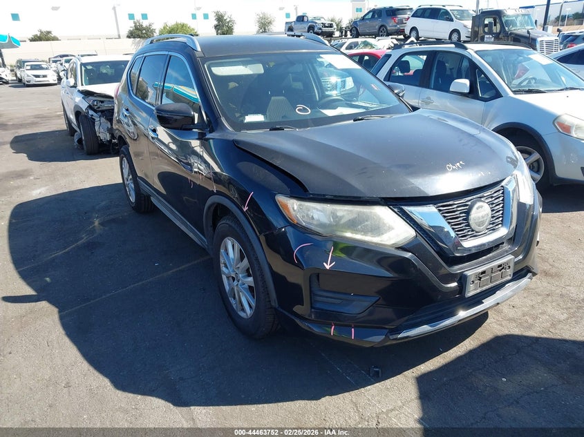 2018 Nissan Rogue Sv