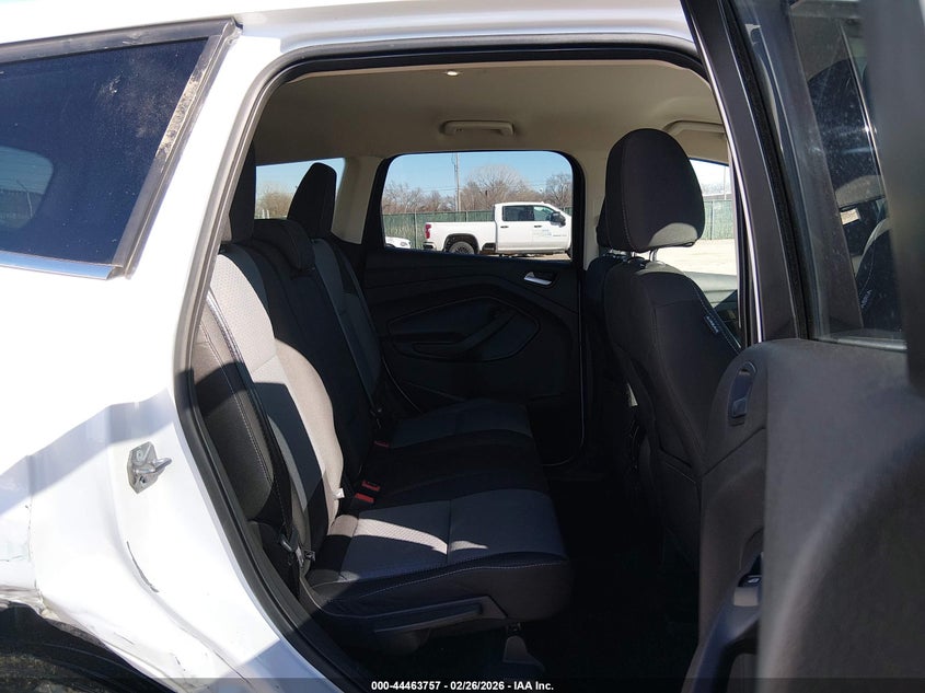 2017 Ford Escape 1.5 Se white Lot 111044463757 Vin 1FMCU0GD4HUD27494